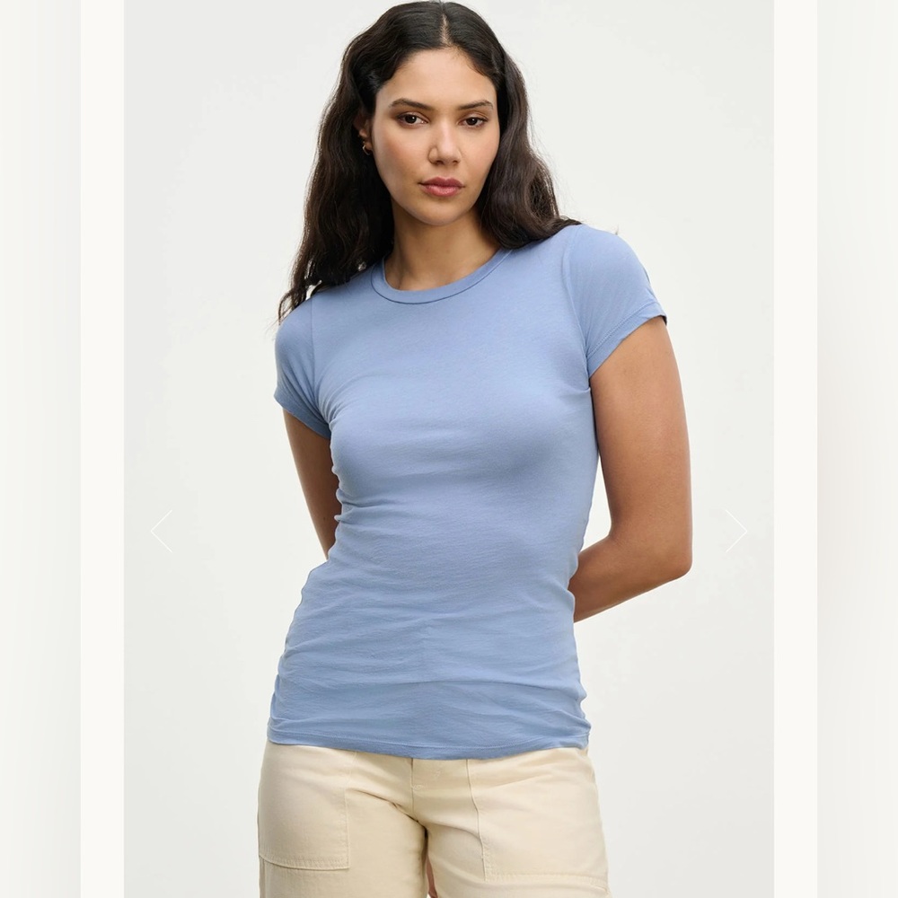 Velvet by Graham & Spencer Jemma Yacht Blue Short Sleeve Tee Size Small